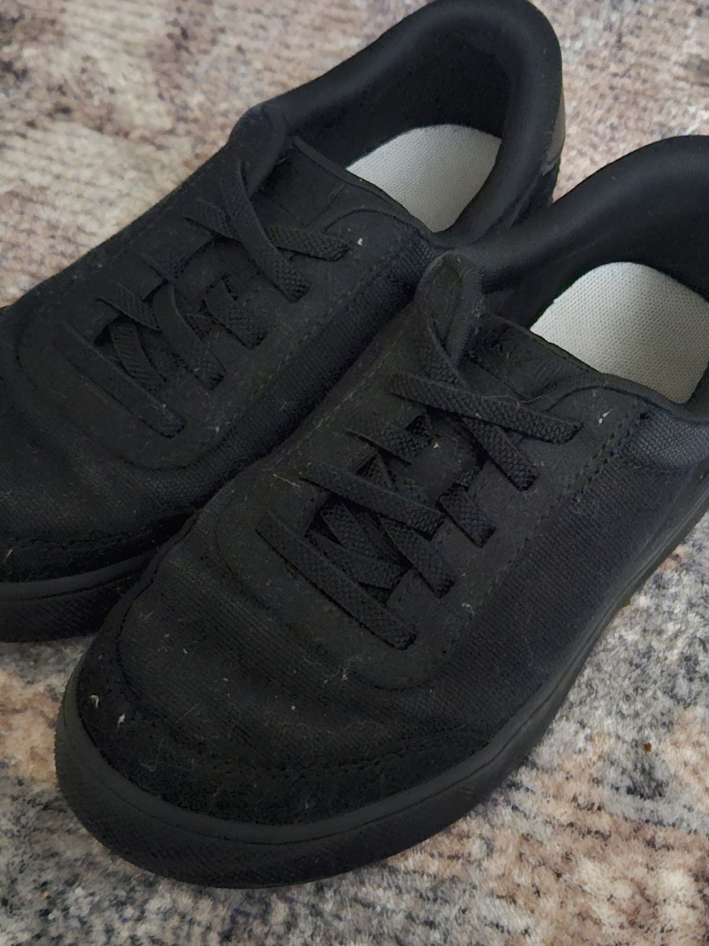 Boys Kizik Shoes